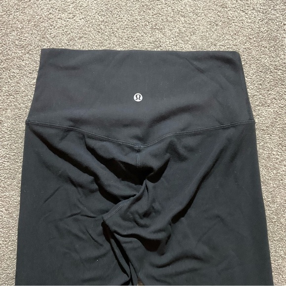 Lululemon Wunder under high rise leggings 21” - Picture 9 of 9